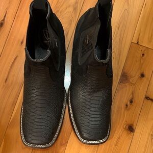 Black Textured Men's Shoes